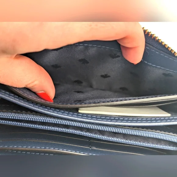 ❌SOLD❌Kate ♠️ Spade Camel Wallet - Picture 3 of 8